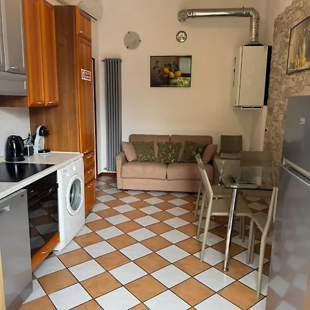 Апартаменты Locazione Turistica La Casa Dei Limoni *